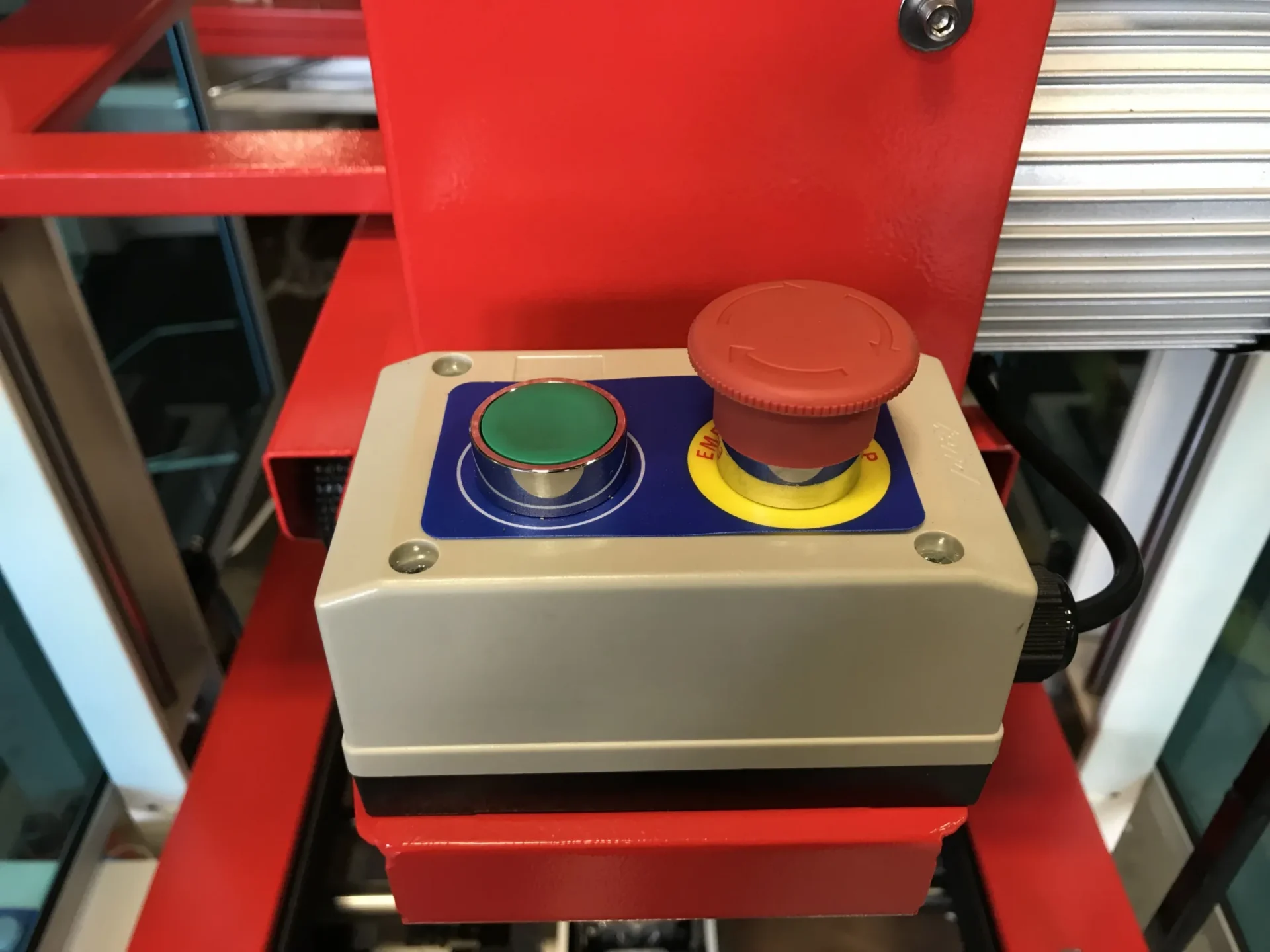 Eagle T400RL Random Auto-Adjusting Top & Side Belt - Carton Size: Length: 6.00” to Infinity, Width: 6.75” to 27.25”, Height: 5.5” to 28.25” - Image 8