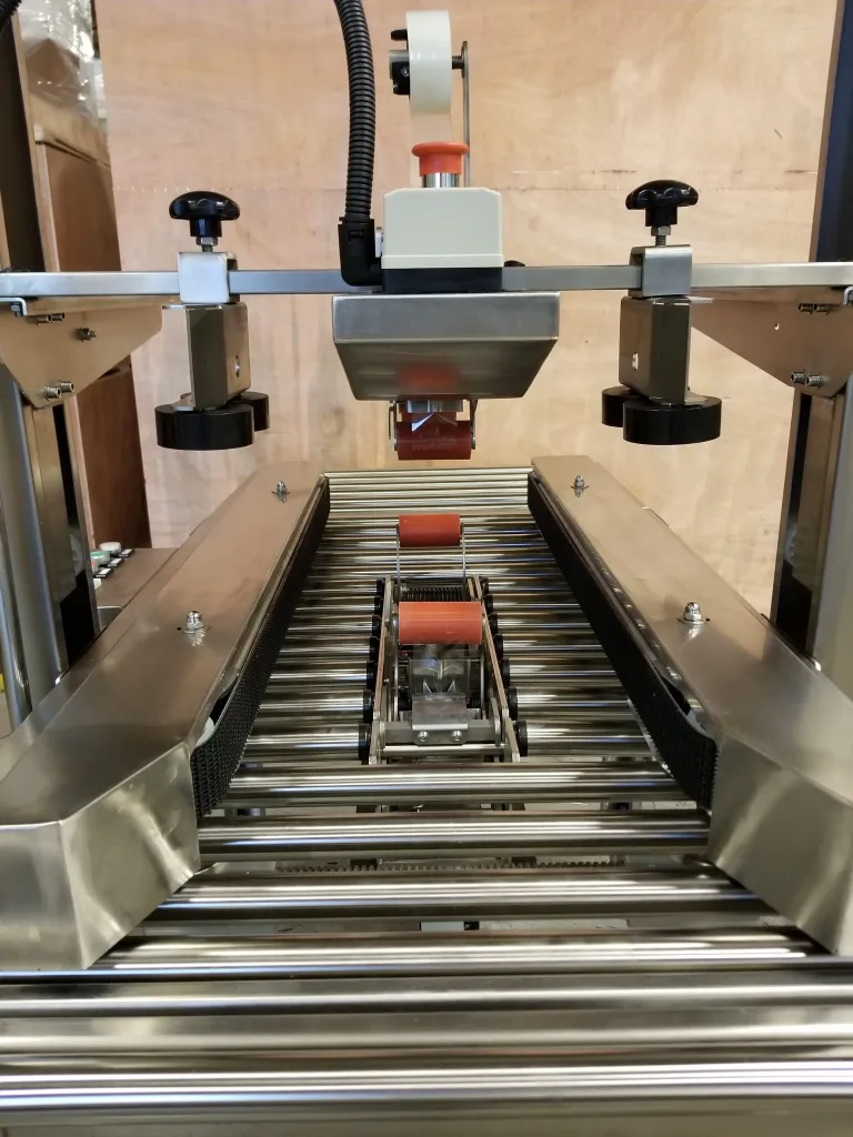 Eagle T100-SS Stainless Steel Uniform Side Belt Carton Sealer - Carton Size: Length: 6.00” to Infinity, Width: 4.25” to 19.75”, Height: 4.5” to 19.75” - Image 5