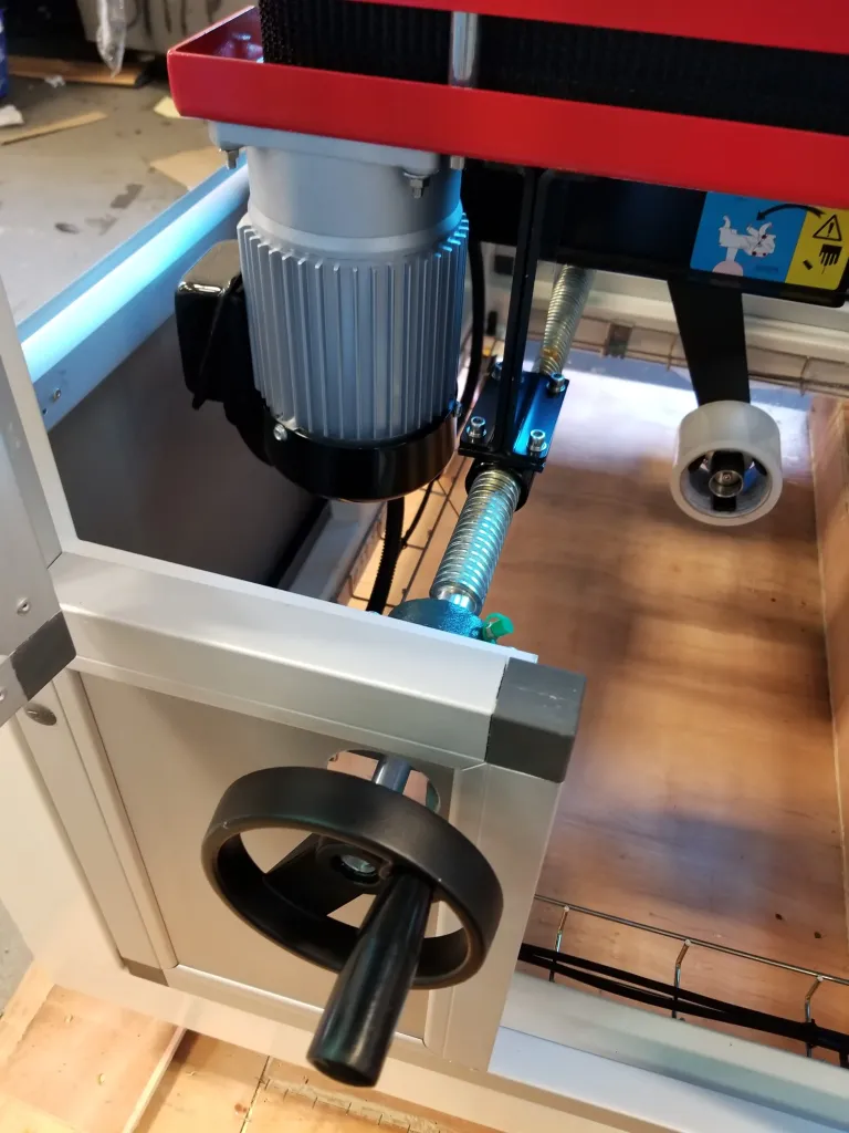 Eagle T20CF-L Fully Automatic Case Erector and Bottom Sealer - Case Size: Length: 13.5" to 26.5", Width: 5.5" to 24.75", Height: 10" to 28.5" - Image 3