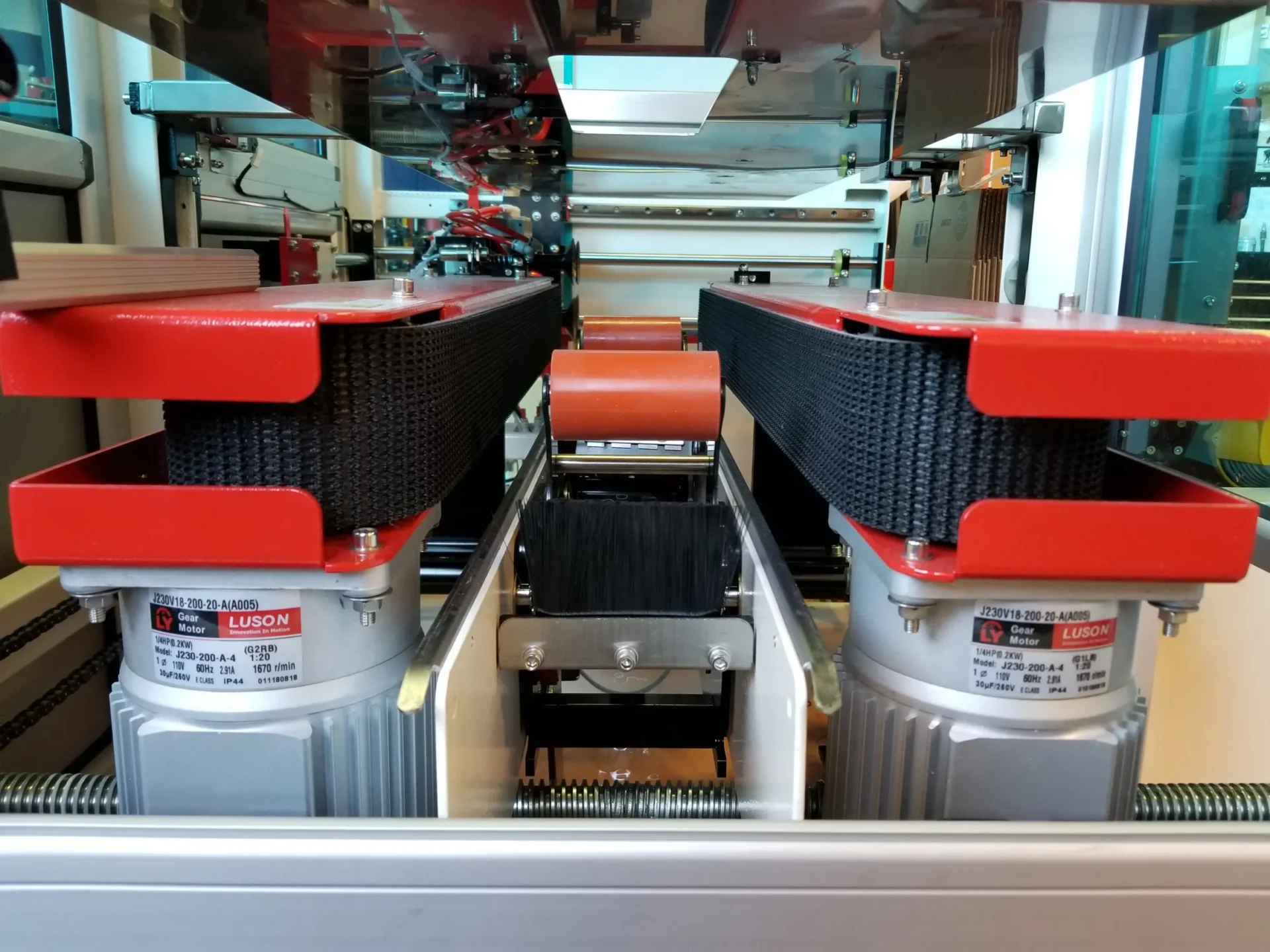Eagle T20CF-SM Fully Automatic Case Erector and Bottom Sealer for Small Cartons - Case Size: Length: 6.5" to 13", Width: 4.5" to 15", Height: 3.5 to 16" - Image 7
