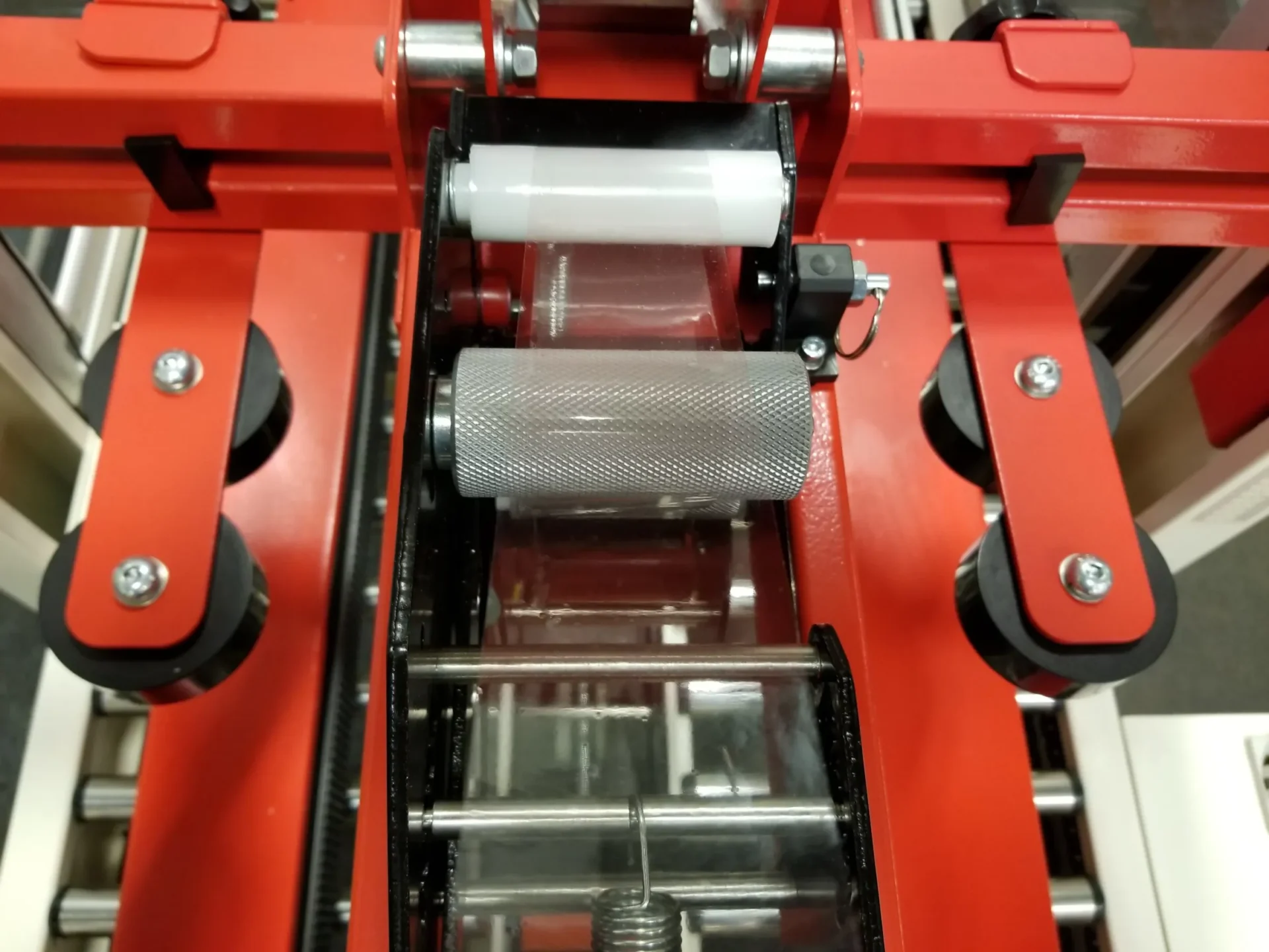 Eagle T500 Uniform Fully Automatic 3 Flap Folder Side Belt - Carton Sizes: Length: 6.00” to 22", Width: 6.75” to 20.25”, Height: 4.75” to 19.75” - Image 6